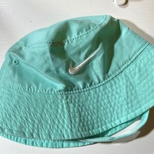 Nike Turquoise Bucket Hat with Silver Logo